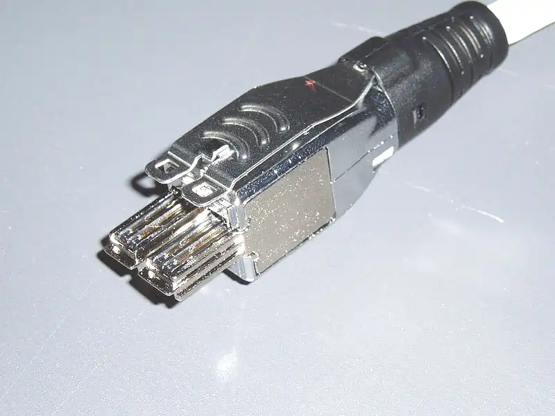Cat7ケーブルのイメージ画像
